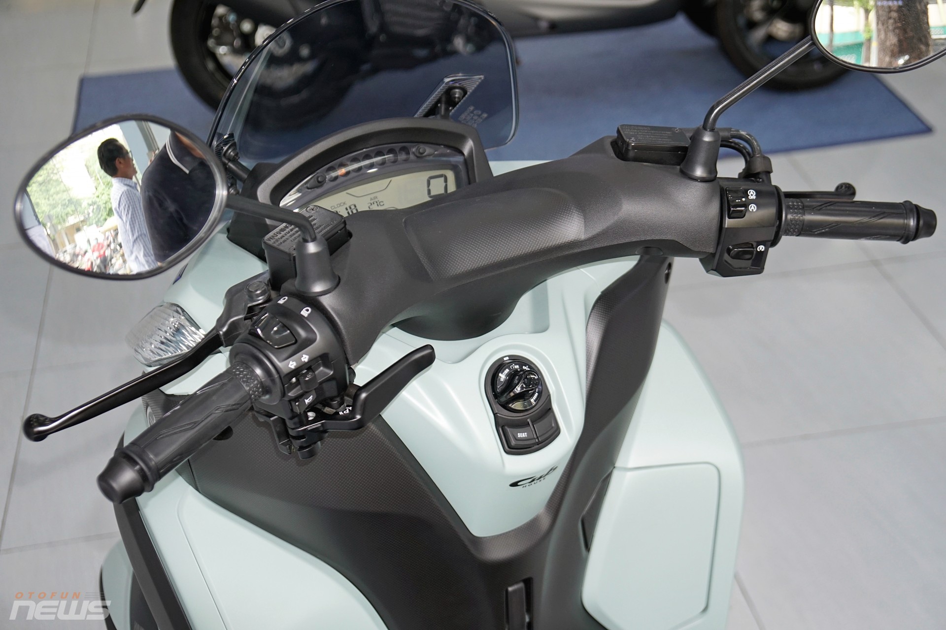 Xe tay ga 'bánh kép' Yamaha Tricity 155 xuất hiện tại Việt Nam Xe tay ga 'bánh kép' Yamaha Tricity 155 xuất hiện tại Việt Nam