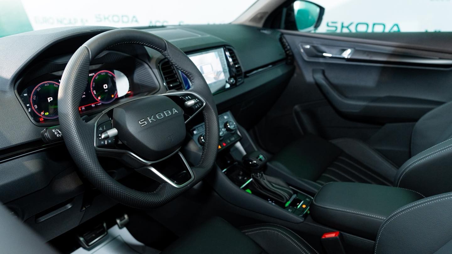 Skoda Karoq ra mắt tại Việt Nam, cạnh tranh Honda CR-V và Mazda CX-5 Skoda Karoq ra mắt tại Việt Nam, cạnh tranh Honda CR-V và Mazda CX-5