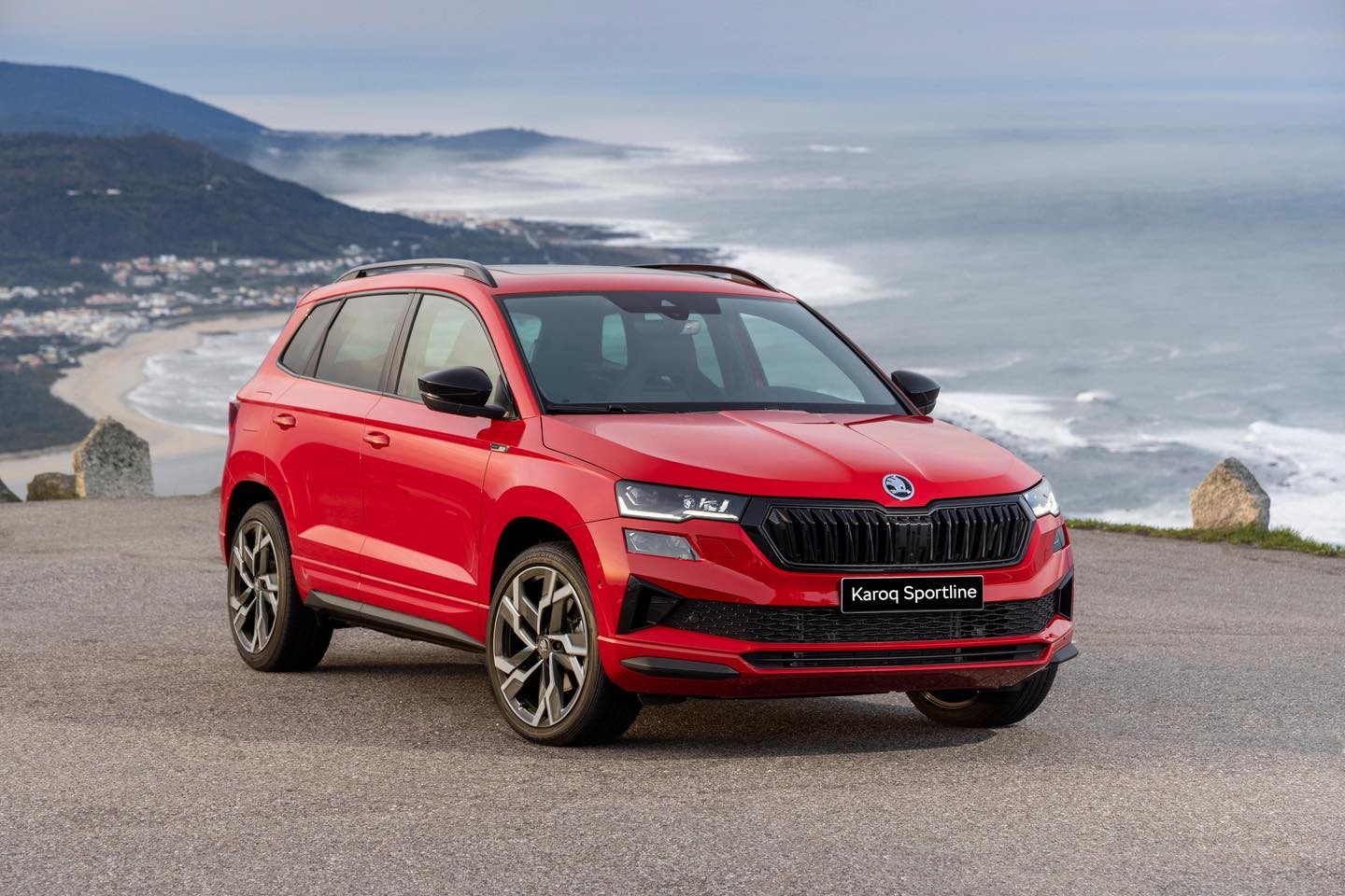 Skoda Karoq ra mắt tại Việt Nam, cạnh tranh Honda CR-V và Mazda CX-5 Skoda Karoq ra mắt tại Việt Nam, cạnh tranh Honda CR-V và Mazda CX-5
