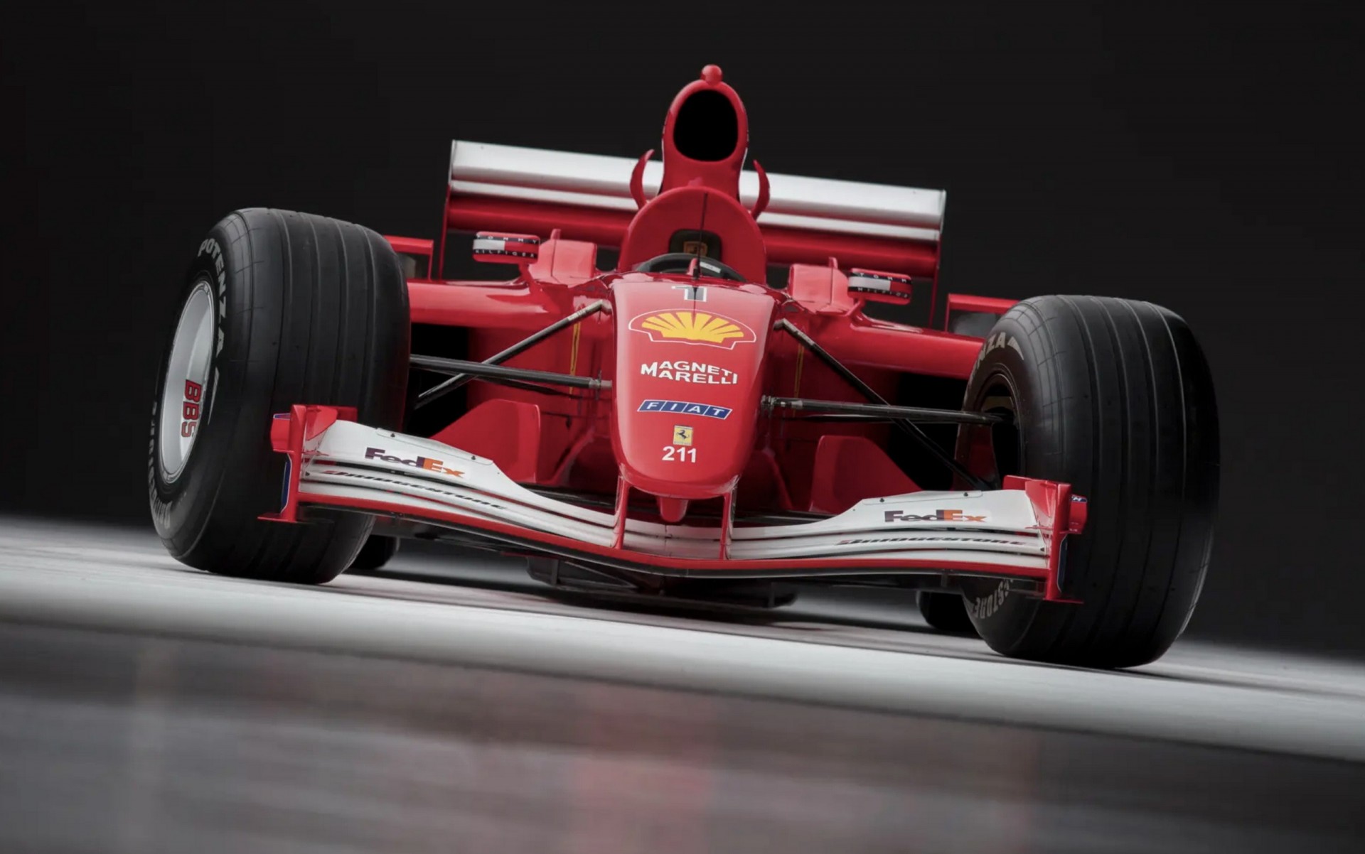 Xe đua Ferrari F2001 của huyền thoại Michael Schumacher được bán đấu giá 470 tỷ đồng bán đấu giá Ferrari F2001