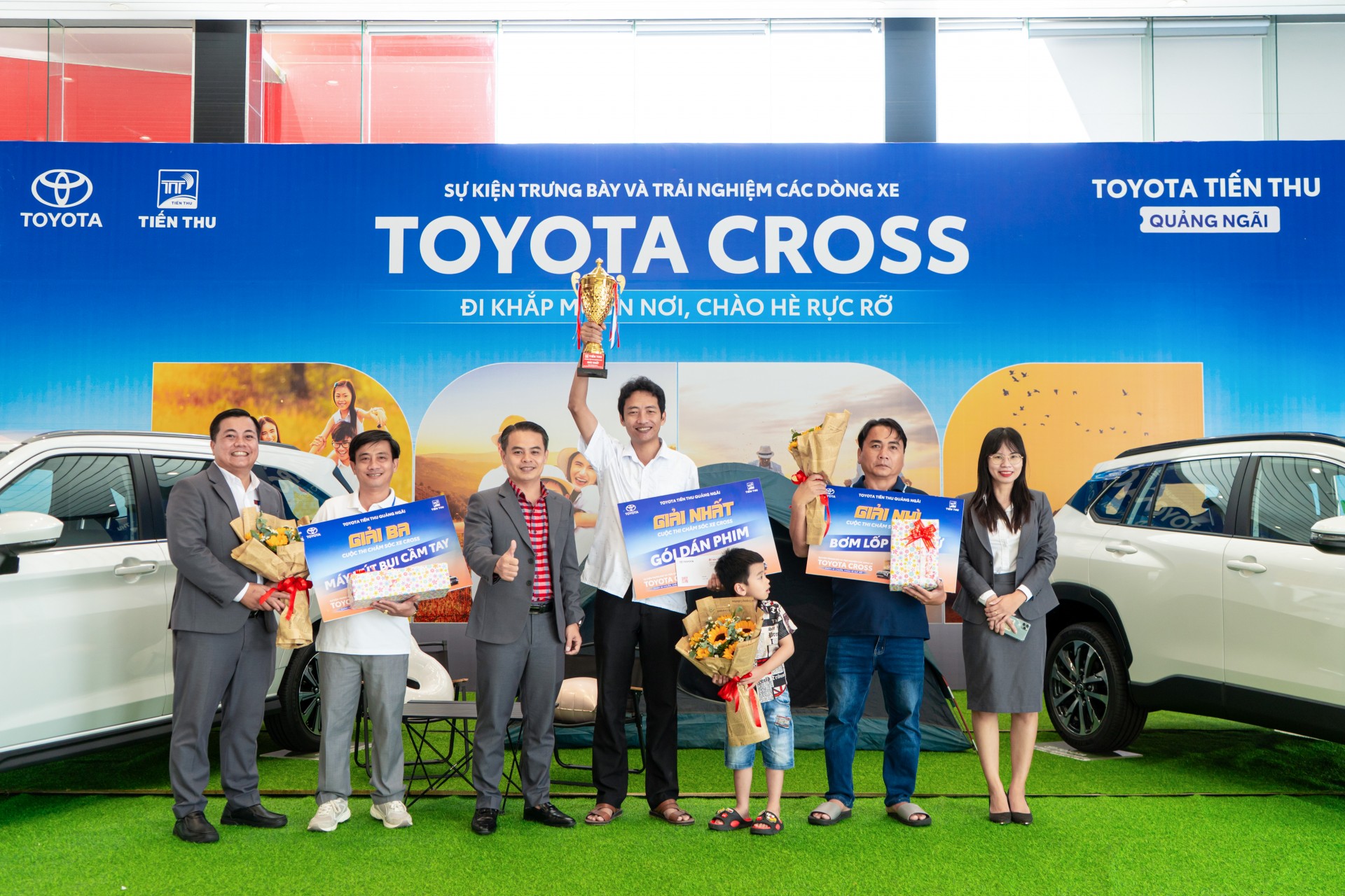 Khởi động mùa hè cùng Toyota Cross Line Up 2025 Khởi động mùa hè cùng Toyota Cross Line Up 2025