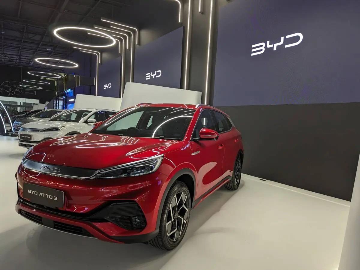 BYD kiện 37 KOL vì tội bôi nhọ danh tiếng trên mạng BYD kiện 37 KOL vì tội bôi nhọ danh tiếng trên mạng