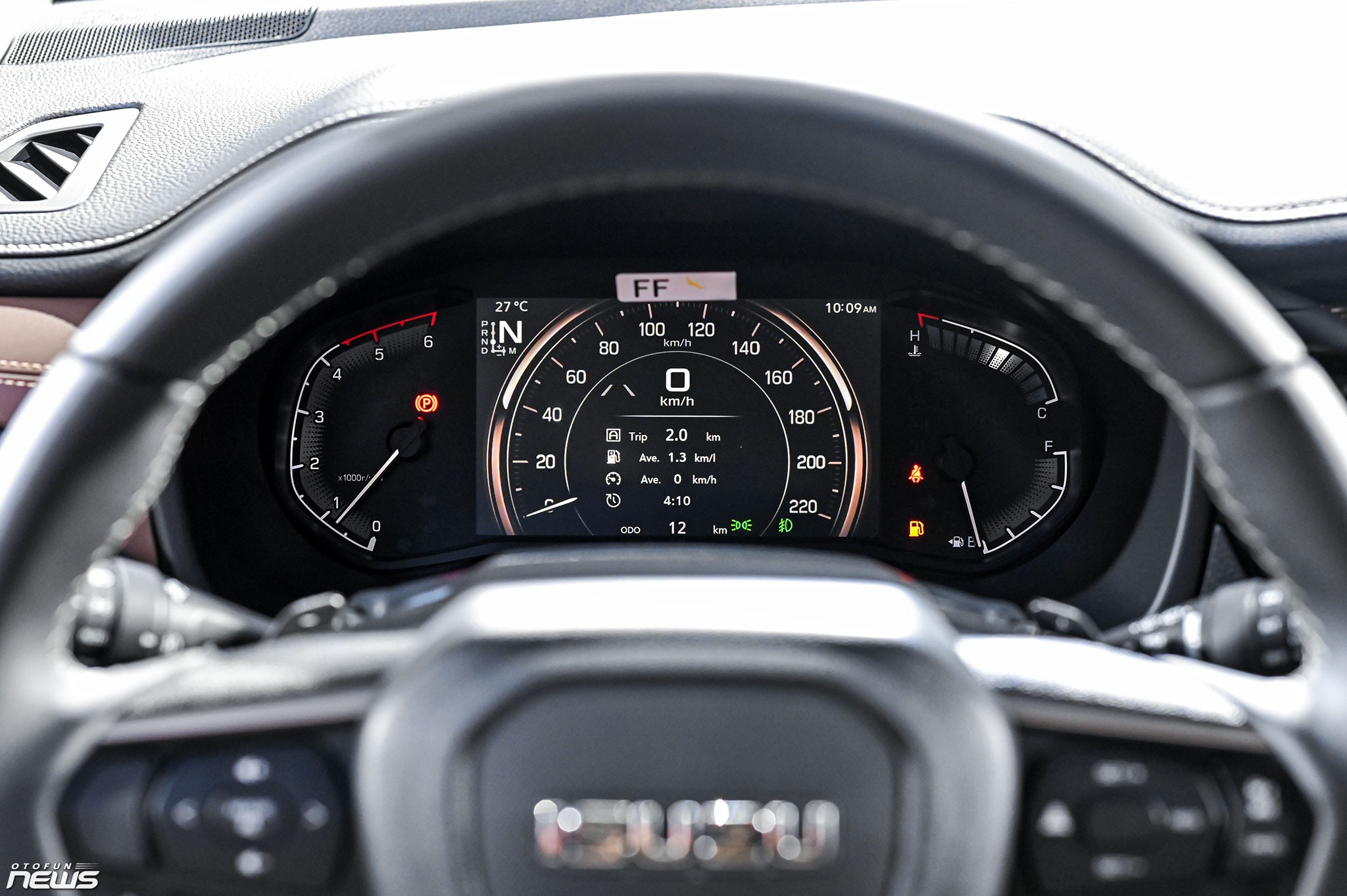 Chi tiết Isuzu mu-X 2025 - 