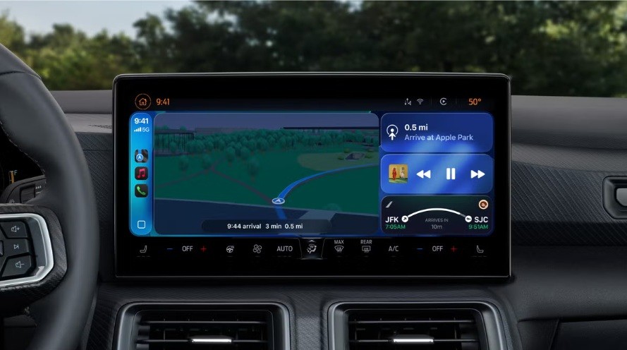 iOS 26 ra mắt, CarPlay lột xác với giao diện kính lỏng và tích hợp AI iOS 26 ra mắt