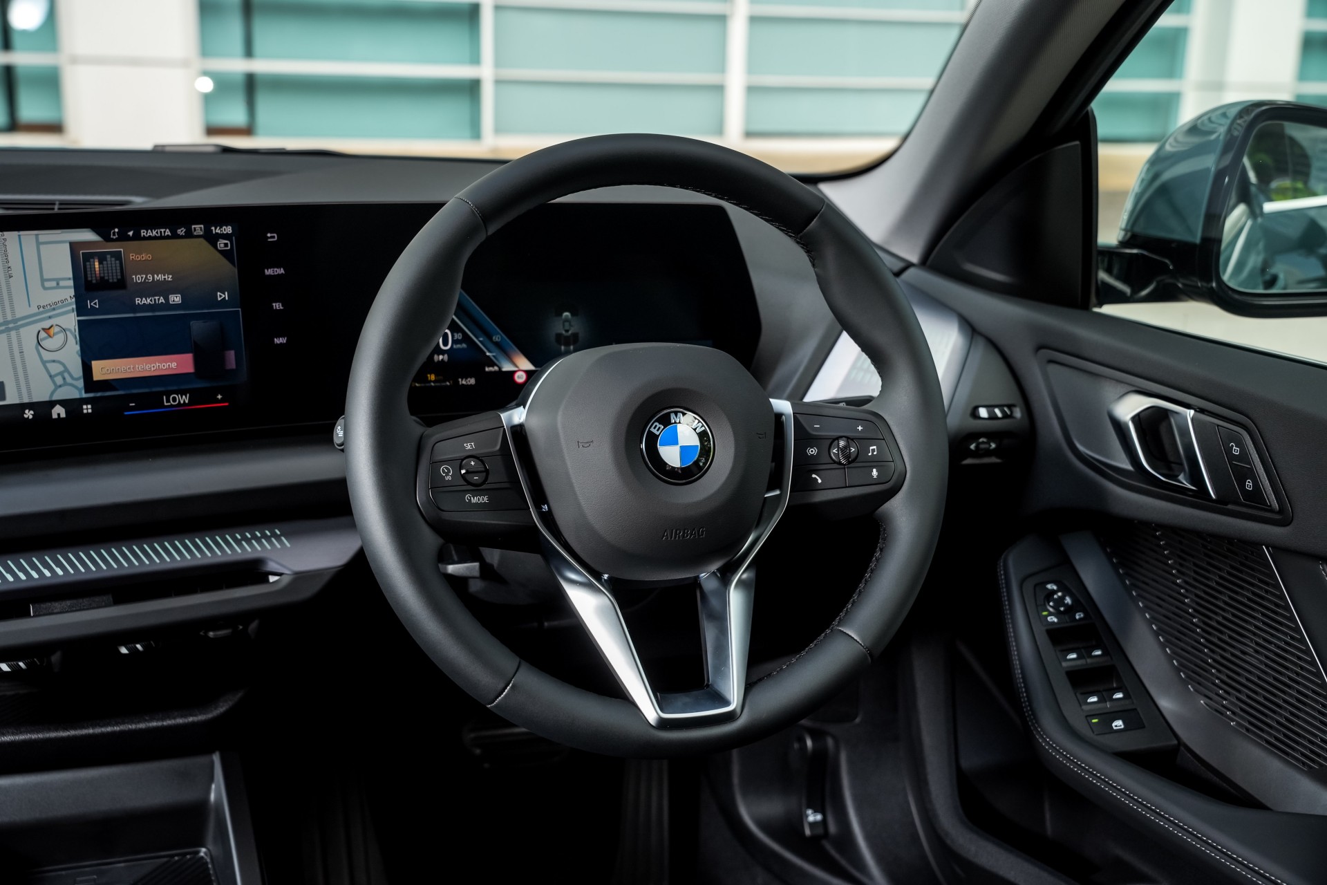 BMW 2 Series Gran Coupe thế hệ mới ra mắt, gây tranh cãi vì 'hao hao xe Trung Quốc' BMW 2 Series Gran Coupe thế hệ mới ra mắt, gây tranh cãi vì 'hao hao xe Trung Quốc'