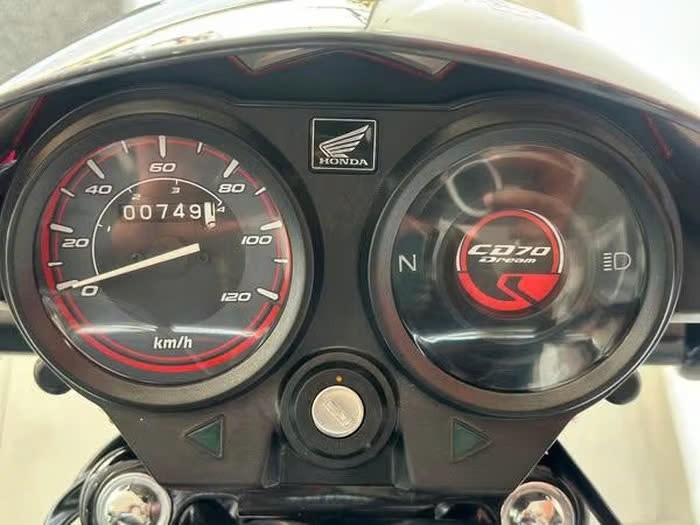 xe máy Honda 70 cc dòng xe côn tay giá rẻ