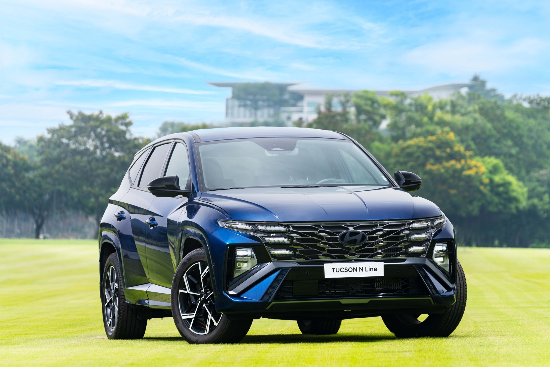 Hyundai Tucson N Line ra mắt tại Việt Nam: Thể thao hơn, giá 989 triệu đồng Hyundai Tucson N Line ra mắt tại Việt Nam: Thể thao hơn, giá 989 triệu đồng