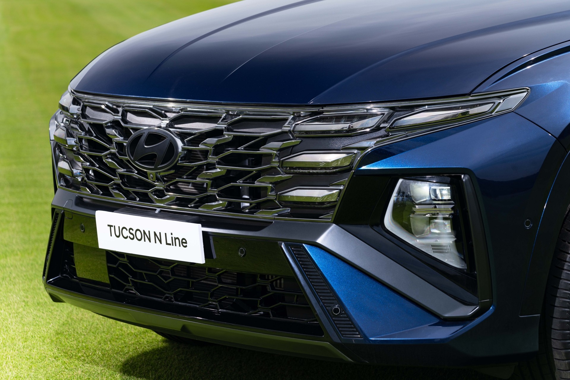 Hyundai Tucson N Line ra mắt, thể thao hơn, giá 989 triệu đồng Hyundai Tucson N Line ra mắt, thể thao hơn, giá 989 triệu đồng