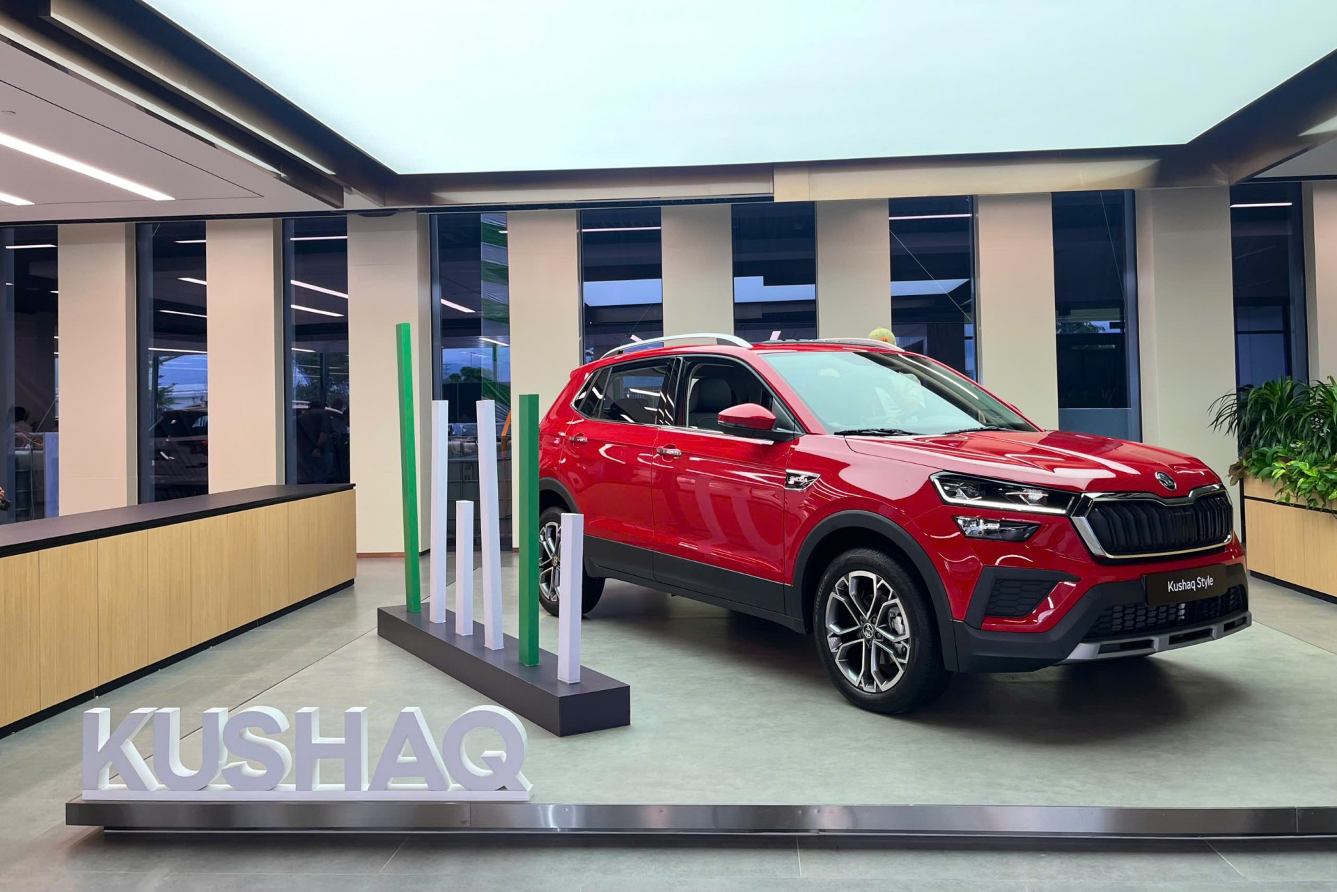 Mẫu xe Skoda đầu tiên lắp ráp tại Việt Nam ra mắt, giá từ 599 triệu đồng Skoda Kushaq xe lắp ráp tại Việt Nam có giá bao nhiêu