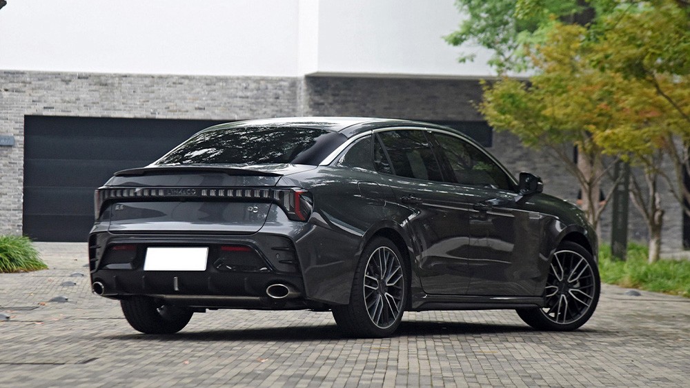 Lynk & Co 03 giá mềm chuẩn bị bán tại Việt Nam, cạnh tranh với Civic và Elantra Lynk & Co 03 bản base chuẩn bị ra mắt thị trường Việt Nam