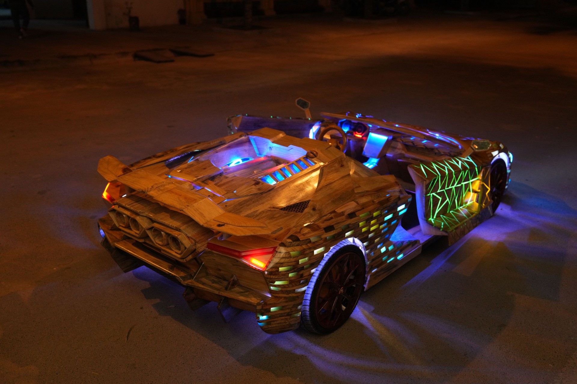 ND Woodart mang dàn xe gỗ 'có một không hai' đến Fun Wheels Festival Hạ Long 2025 ND Woodart mang dàn xe gỗ 'có một không hai' đến Fun Wheels Festival Hạ Long 2025