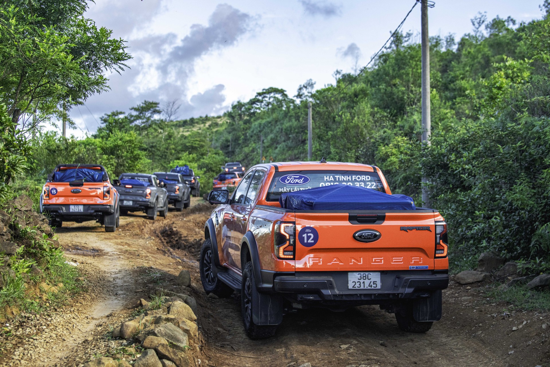Ford Ranger Raptor: Bán tải hiệu năng cao, khẳng định chất riêng mẫu xe hiệu năng cao Ford Ranger Raptor