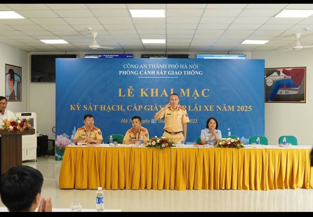 Hình ảnh buổi đầu tổ chức trở lại kỳ thi sát hạch và cấp bằng lái xe hạng B tại Sài Đồng, Long Biên sát hạch và cấp bằng lái xe hạng B Sài Đồng Long Biên