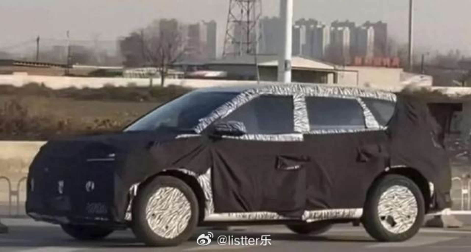 SUV cỡ lớn mới của Xiaomi được phát hiện trên đường, đồn đoán là EREV với phạm vi tới 1.500 km Mẫu SUV mới của Xiaomi