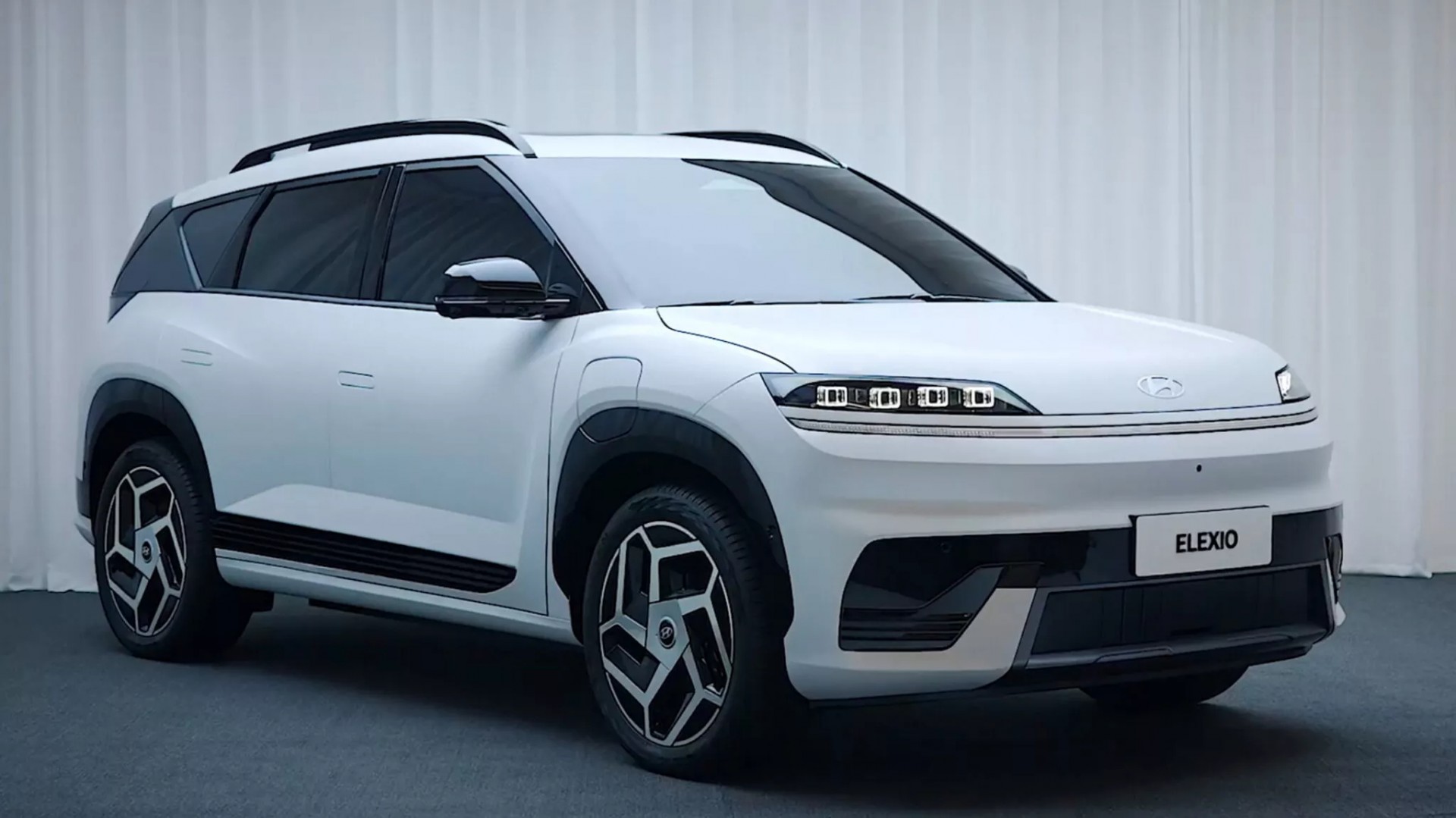 SUV điện Hyundai Elexio hé lộ hình ảnh ngoại thất và nội thất, gồm màn hình lớn 27 inch đánh giá SUV điện Hyundai Elexio