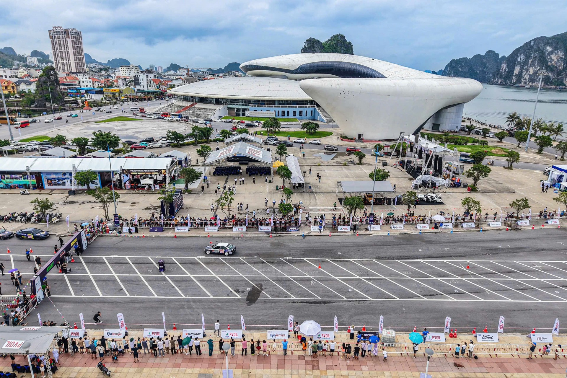 Lễ hội xe - Fun Wheels Festival Hạ Long 2025 chính thức khai mạc Lễ hội xe - Fun Wheels Festival Hạ Long 2025 chính thức khai mạc