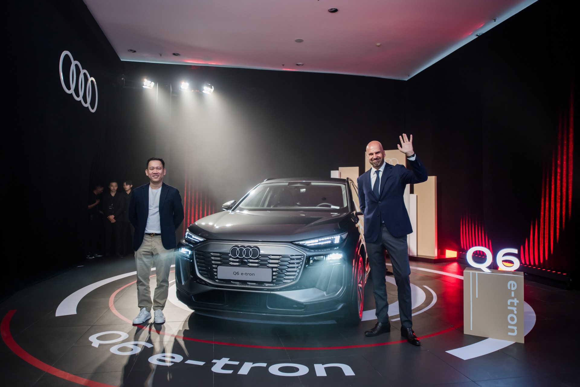 Audi A5 thế hệ mới và SUV điện Audi Q6 e-tron ra mắt thị trường Việt Nam Audi A5 thế hệ mới và SUV điện Audi Q6 e-tron ra mắt thị trường Việt Nam
