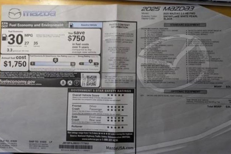 Mua Mazda3 2025, khách phát hiện chỉ có 6 loa thay vì 8 như quảng cáo Mỹ Mazda3 2025 không có đủ 8 loa như tem xe quảng cáo
