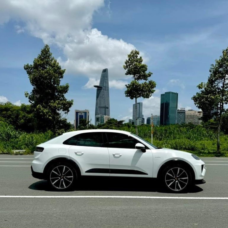 Chạy 5.000 km, Porsche Macan 4 EV vẫn được hét giá cao hơn xe mới chính hãng