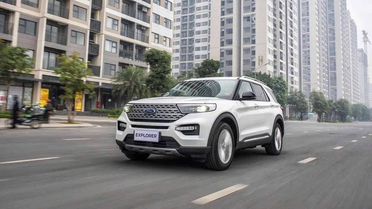 Triệu hồi xe Ford Explorer để khắc phục lỗi camera 360 độ Triệu hồi xe Ford Explorer khắc phục lỗi camera 360 độ