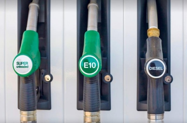 Xe của bạn có phù hợp với xăng E10? Cách kiểm tra đơn giản nhất Xe của bạn có phù hợp với xăng E10? Cách kiểm tra đơn giản nhất