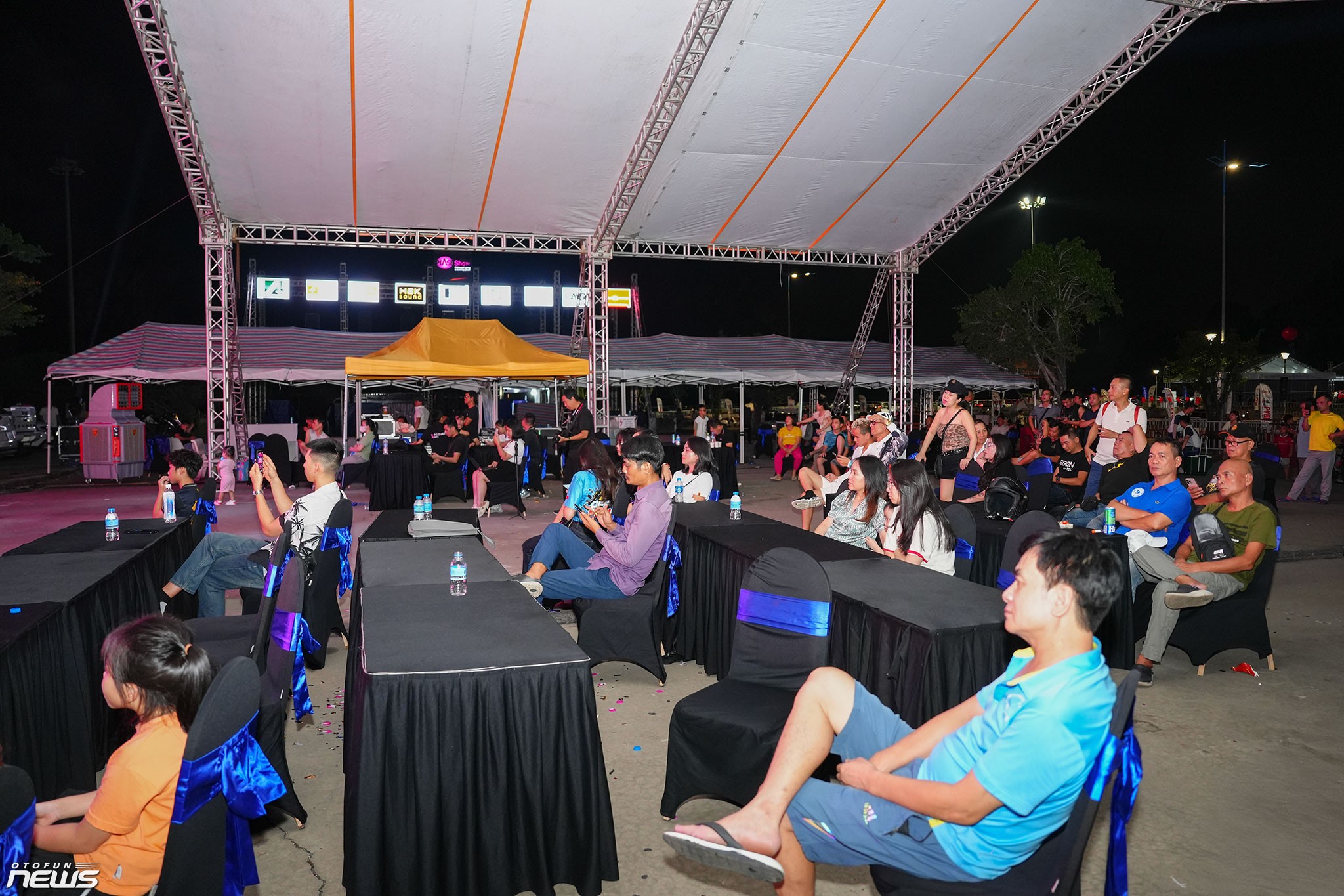 Lễ hội Xe Fun Wheels Festival Hạ Long 2025 - Bữa đại tiệc của những người yêu xe
