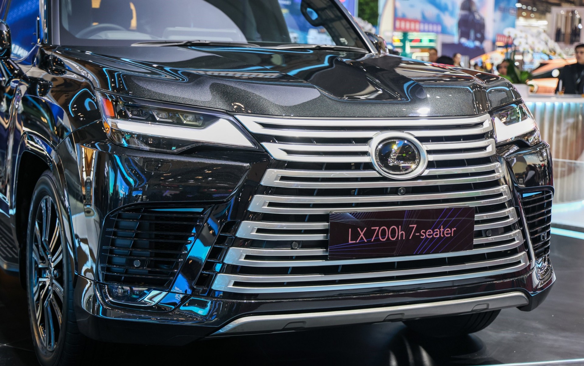 Lexus LX 700h ra mắt, SUV hạng sang giá gần 240.000 USD Lexus LX 700h ra mắt, SUV hạng sang giá gần 240.000 USD