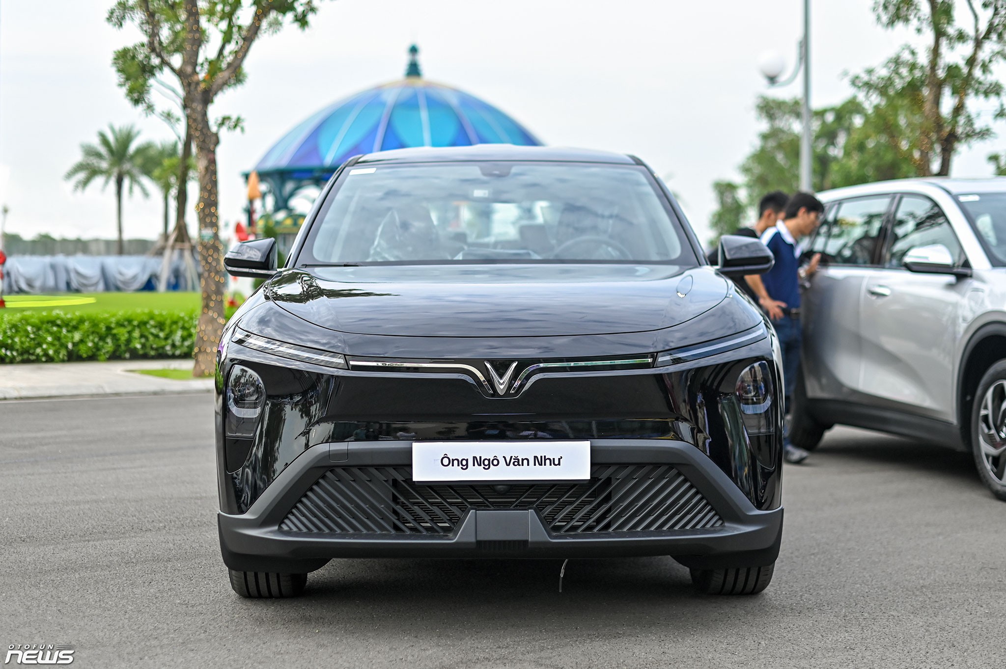 20 xe VinFast Limo Green đầu tiên đến tay khách hàng Việt 20 xe VinFast Limo Green đầu tiên đến tay khách hàng Việt