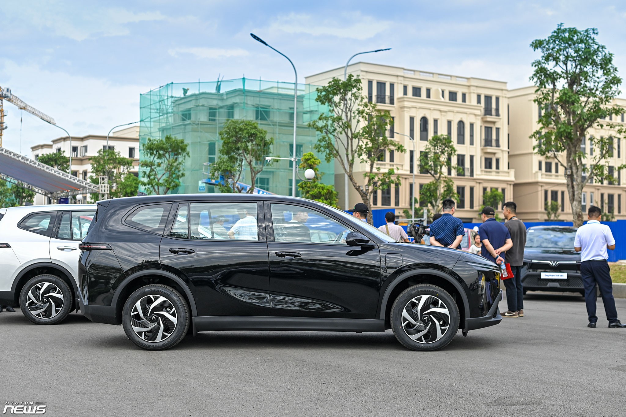 20 xe VinFast Limo Green đầu tiên đến tay khách hàng Việt 20 xe VinFast Limo Green đầu tiên đến tay khách hàng Việt