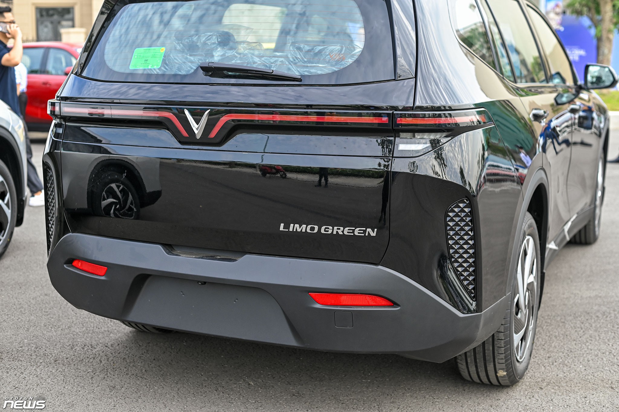 20 xe VinFast Limo Green đầu tiên đến tay khách hàng Việt 20 xe VinFast Limo Green đầu tiên đến tay khách hàng Việt
