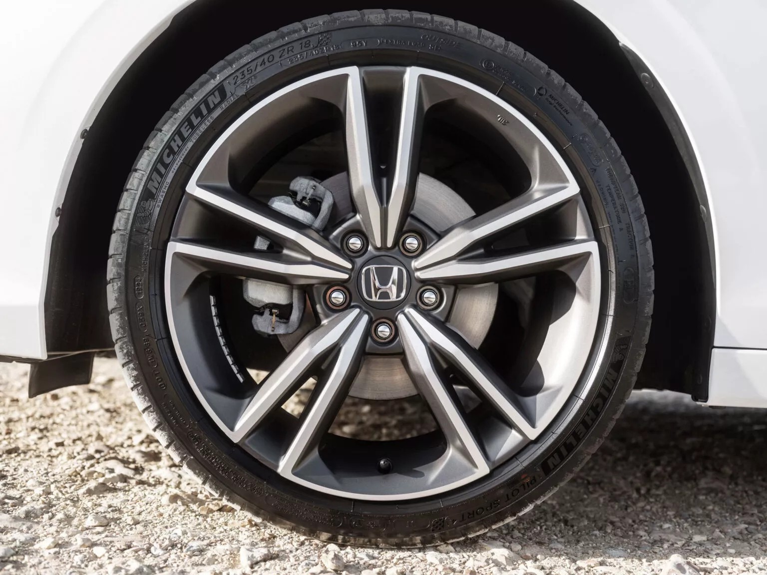 Honda Civic 2026 có đáng để chờ khi giữ nguyên động cơ nhưng nâng nội thất? Honda Civic 2026 có đáng để chờ khi giữ nguyên động cơ nhưng nâng nội thất?