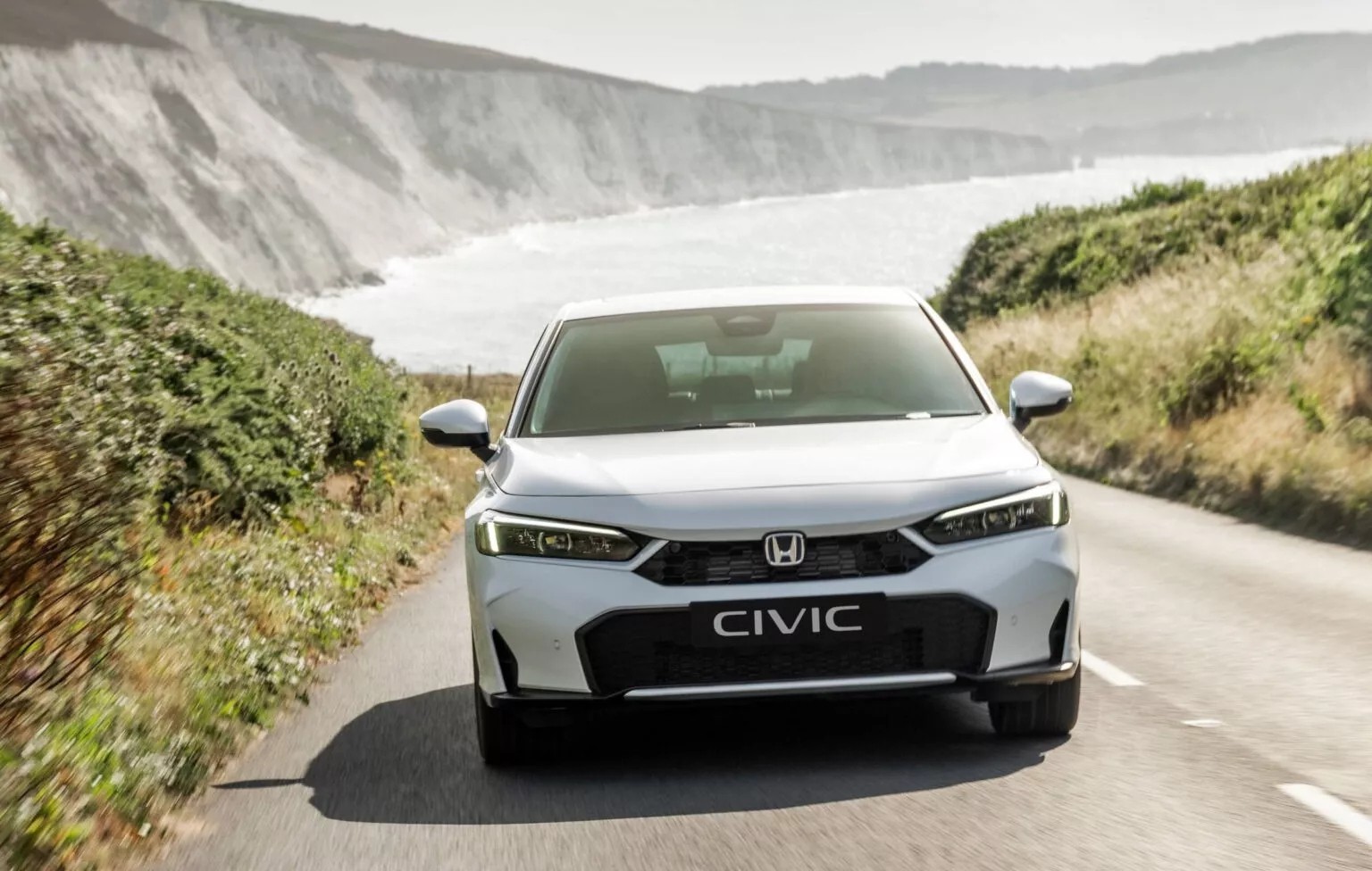 Honda Civic 2026 có đáng để chờ khi giữ nguyên động cơ nhưng nâng nội thất? Honda Civic 2026 có đáng để chờ khi giữ nguyên động cơ nhưng nâng nội thất?