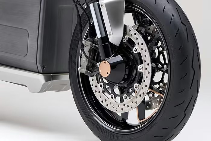 Honda hé lộ mô tô điện thể thao mới, hiệu suất ngang xe xăng 500 cc Honda hé lộ mô tô điện thể thao mới, hiệu suất ngang xe xăng 500 cc