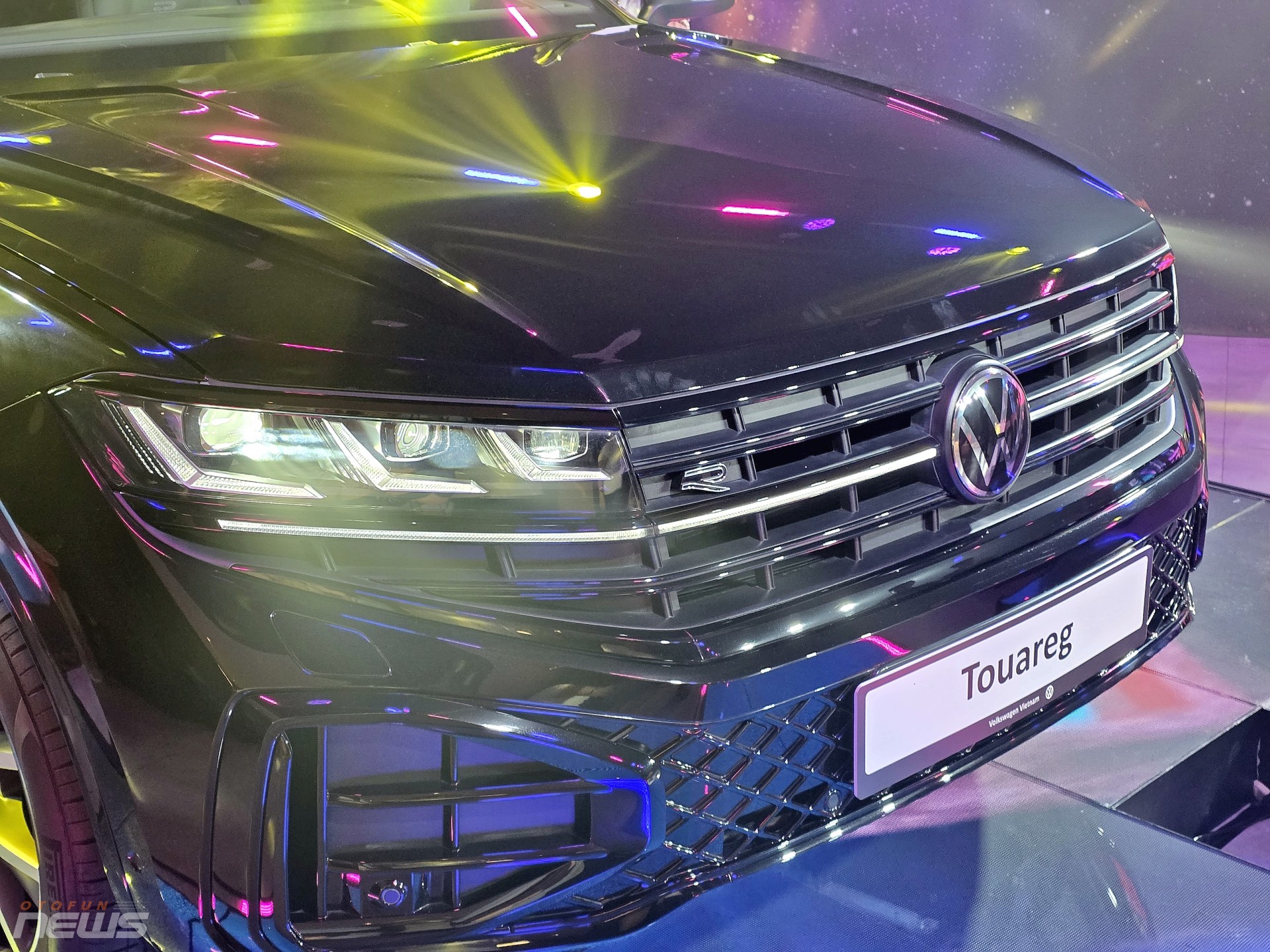 Cận cảnh Volkswagen Touareg 2025 bản nâng cấp, giá từ hơn 3 tỷ đồng Cận cảnh Volkswagen Touareg 2025 bản nâng cấp, giá từ hơn 3 tỷ đồng