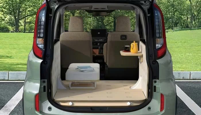 Minivan Toyota có thêm biến thể giúp khách hàng có trải nghiệm đi cắm trại ngay trong sân nhà mình Mẫu minivan Toyota Sienta với phiên bản Juno mới