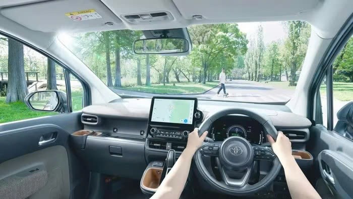 Minivan Toyota có thêm biến thể giúp khách hàng có trải nghiệm đi cắm trại ngay trong sân nhà mình Mẫu minivan Toyota Sienta với phiên bản Juno mới