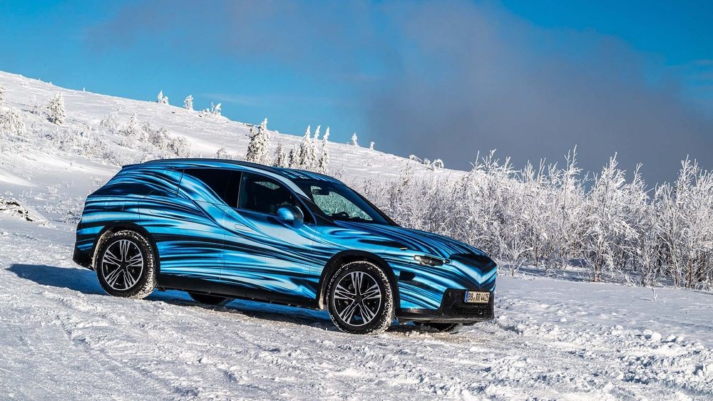 CEO Mercedes-Benz cảnh báo thị trường ô tô Châu Âu có thể CEO Mercedes-Benz cảnh báo thị trường ô tô Châu Âu có thể "sụp đổ"