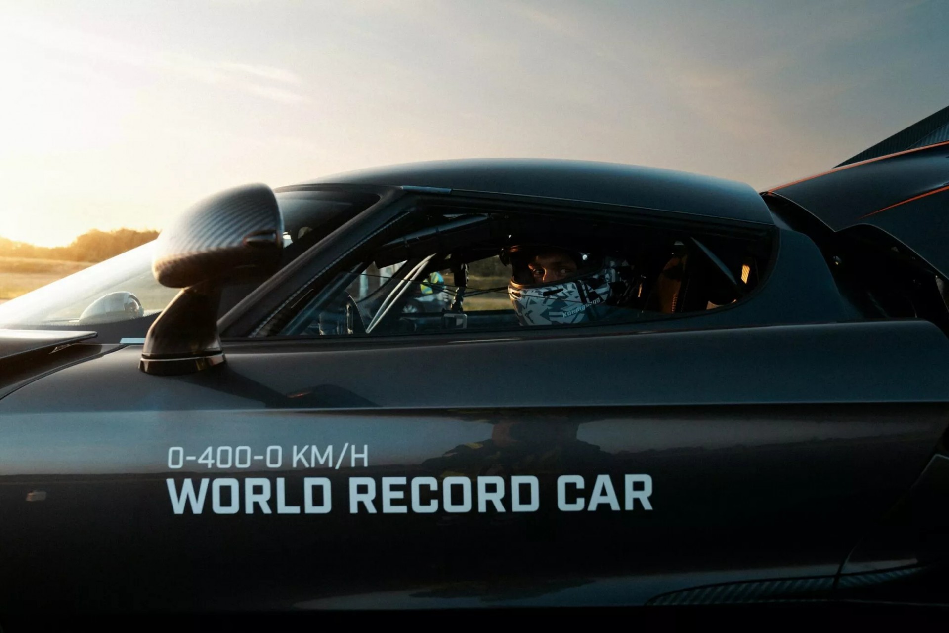Koenigsegg Jesko Absolut thiết lập kỷ lục thế giới mới cho thử thách 0-400-0 km/h Koenigsegg Jesko Absolut thiết lập kỷ lục thế giới mới