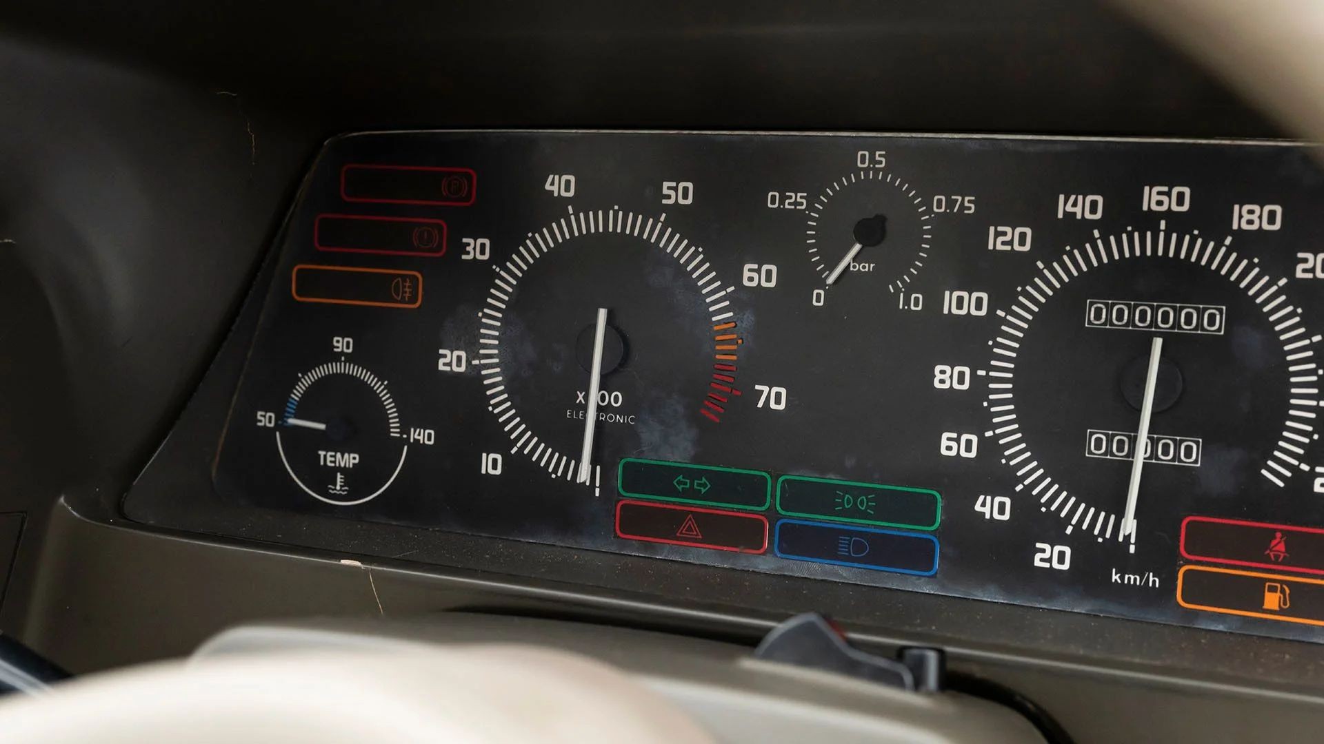 Lotus Etna 1984 'Bóng ma' của lịch sử Lotus sắp tái xuất với giá 400.000 USD Lotus Etna 1984 'Bóng ma' của lịch sử Lotus sắp tái xuất với giá 400.000 USD