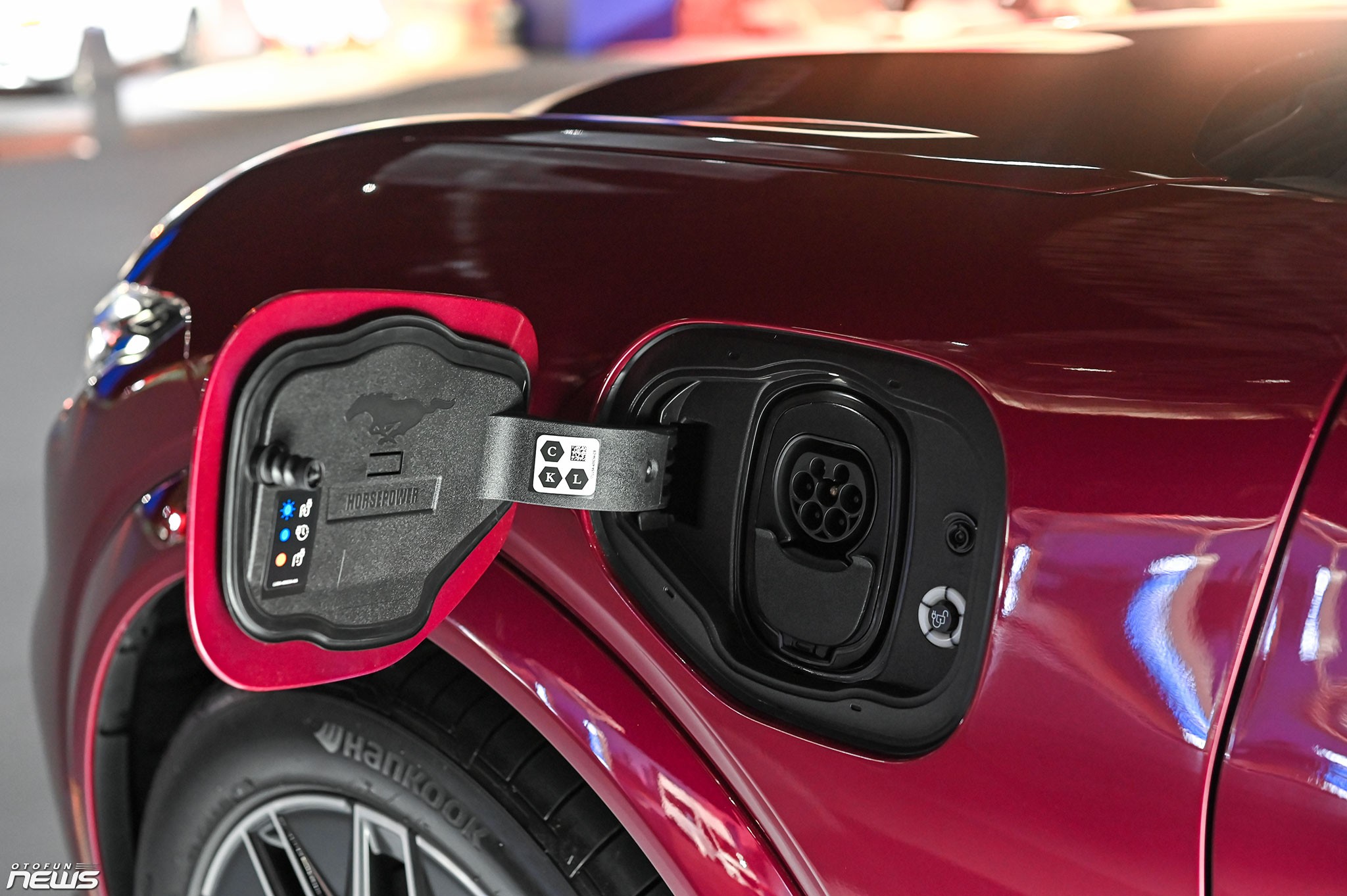 Ford Mustang Mach-E - Di sản của dòng xe cơ bắp Mỹ trong một mẫu xe SUV điện Ford Mustang Mach-E - Di sản của dòng xe cơ bắp Mỹ trong một mẫu xe SUV điện