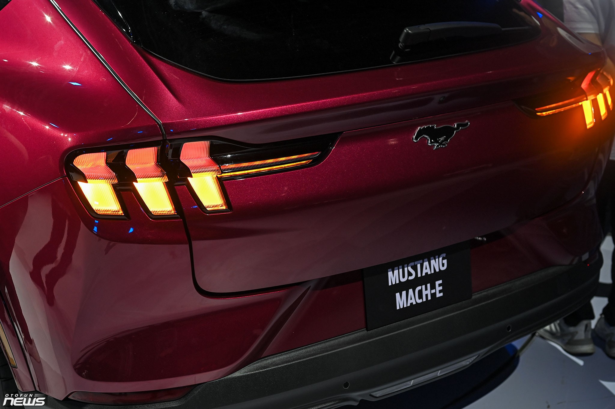 Ford Mustang Mach-E - Di sản của dòng xe cơ bắp Mỹ trong một mẫu xe SUV điện Ford Mustang Mach-E - Di sản của dòng xe cơ bắp Mỹ trong một mẫu xe SUV điện