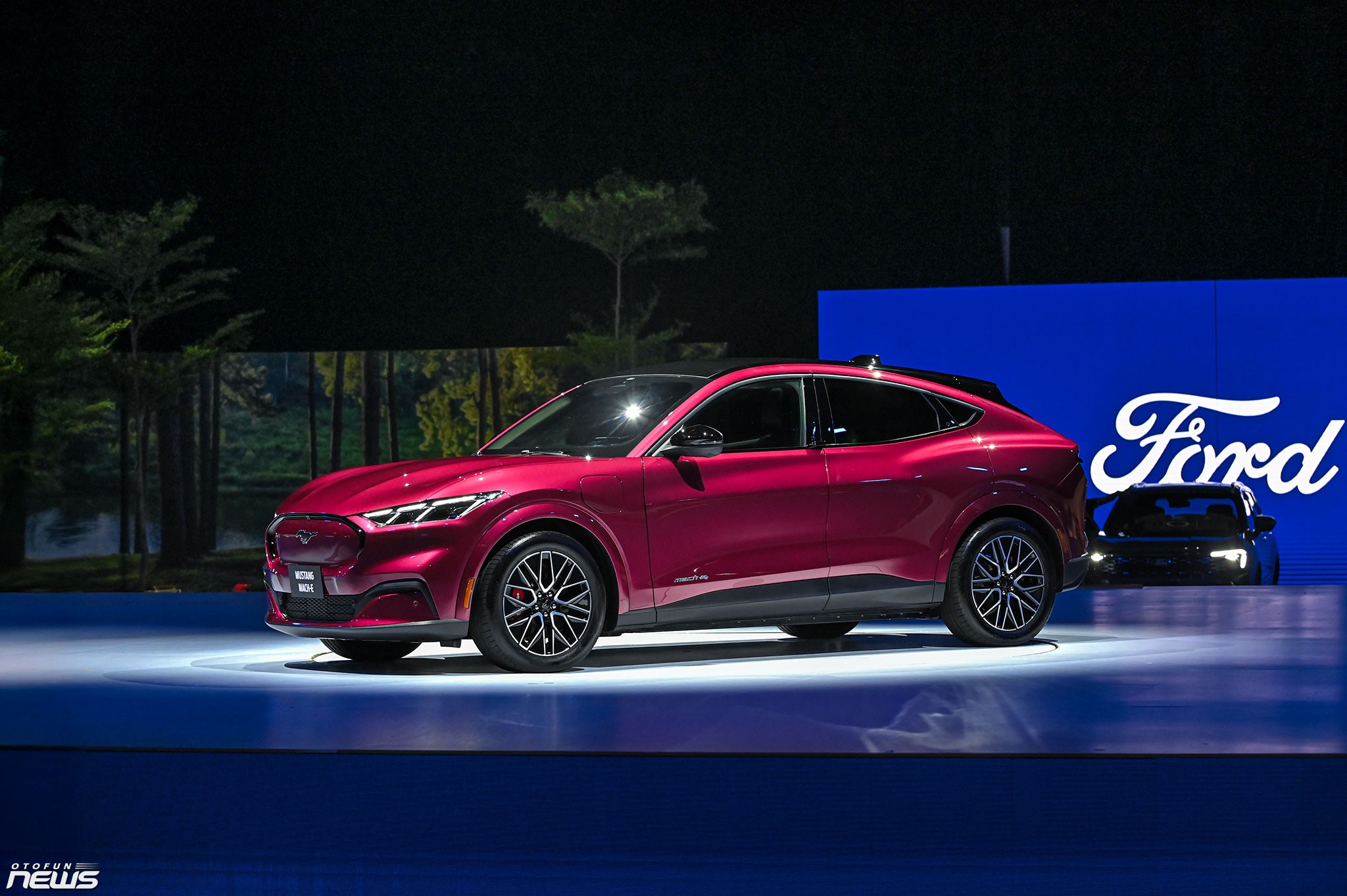 Ford Mustang Mach-E - Di sản của dòng xe cơ bắp Mỹ trong một mẫu xe SUV điện Ford Mustang Mach-E - Di sản của dòng xe cơ bắp Mỹ trong một mẫu xe SUV điện