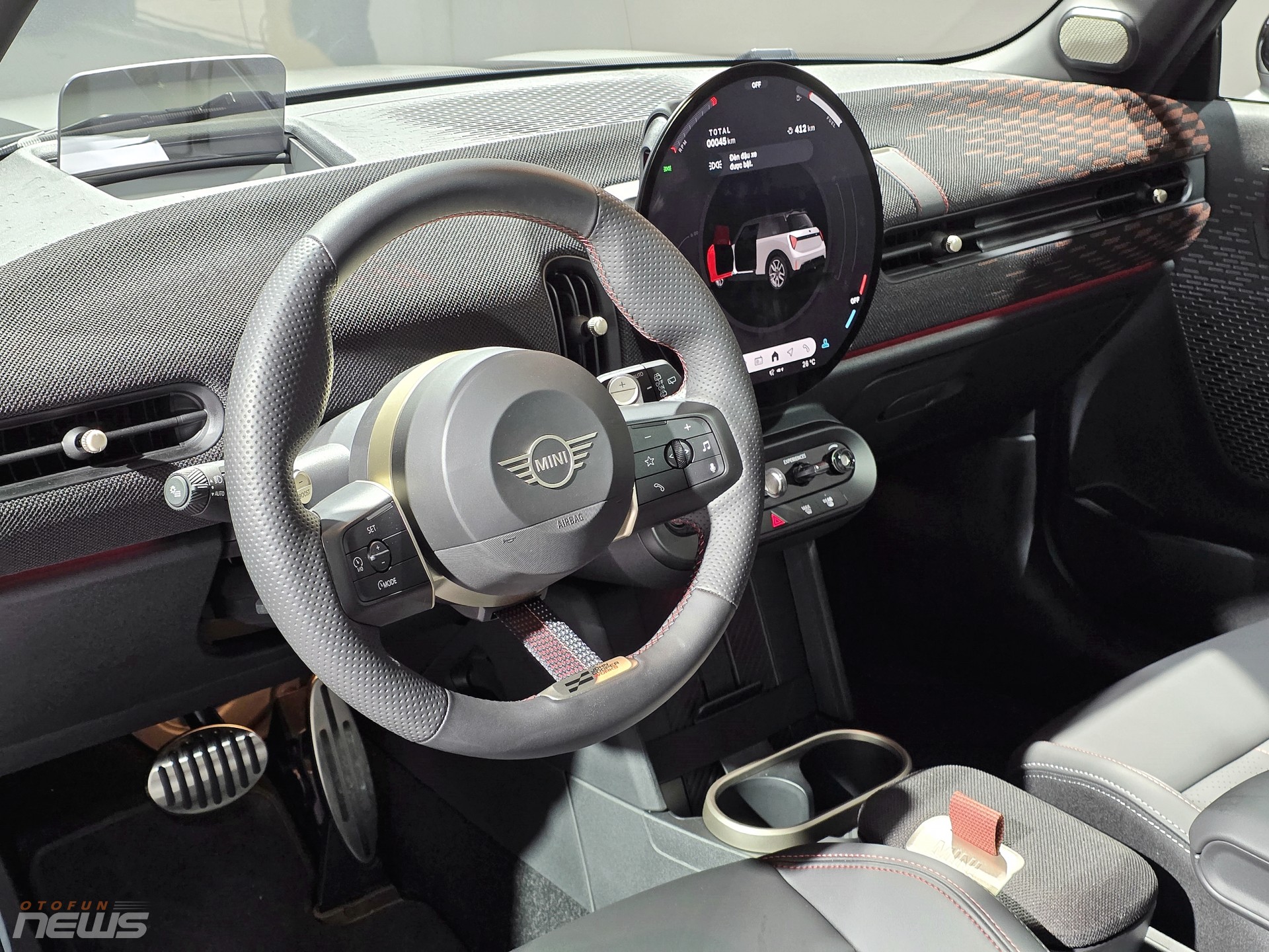 Mini John Cooper Works 3 cửa ra mắt tại Việt Nam, giá từ 2,529 tỷ đồng Mini John Cooper Works 3 cửa ra mắt tại Việt Nam, giá từ 2,529 tỷ đồng