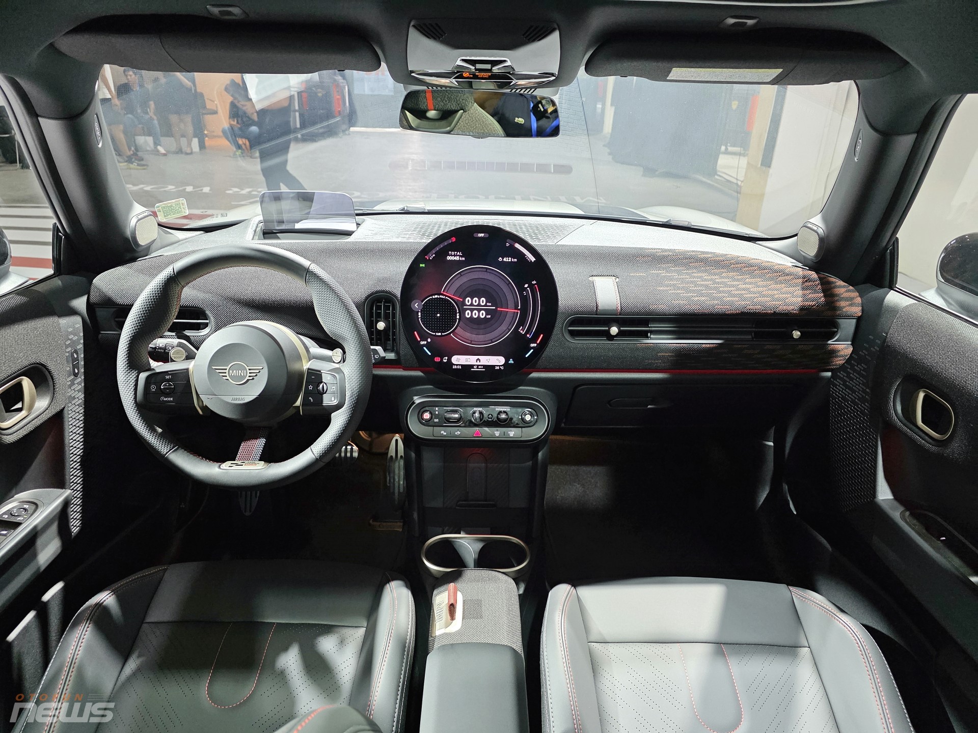Mini John Cooper Works 3 cửa ra mắt tại Việt Nam, giá từ 2,529 tỷ đồng Mini John Cooper Works 3 cửa ra mắt tại Việt Nam, giá từ 2,529 tỷ đồng