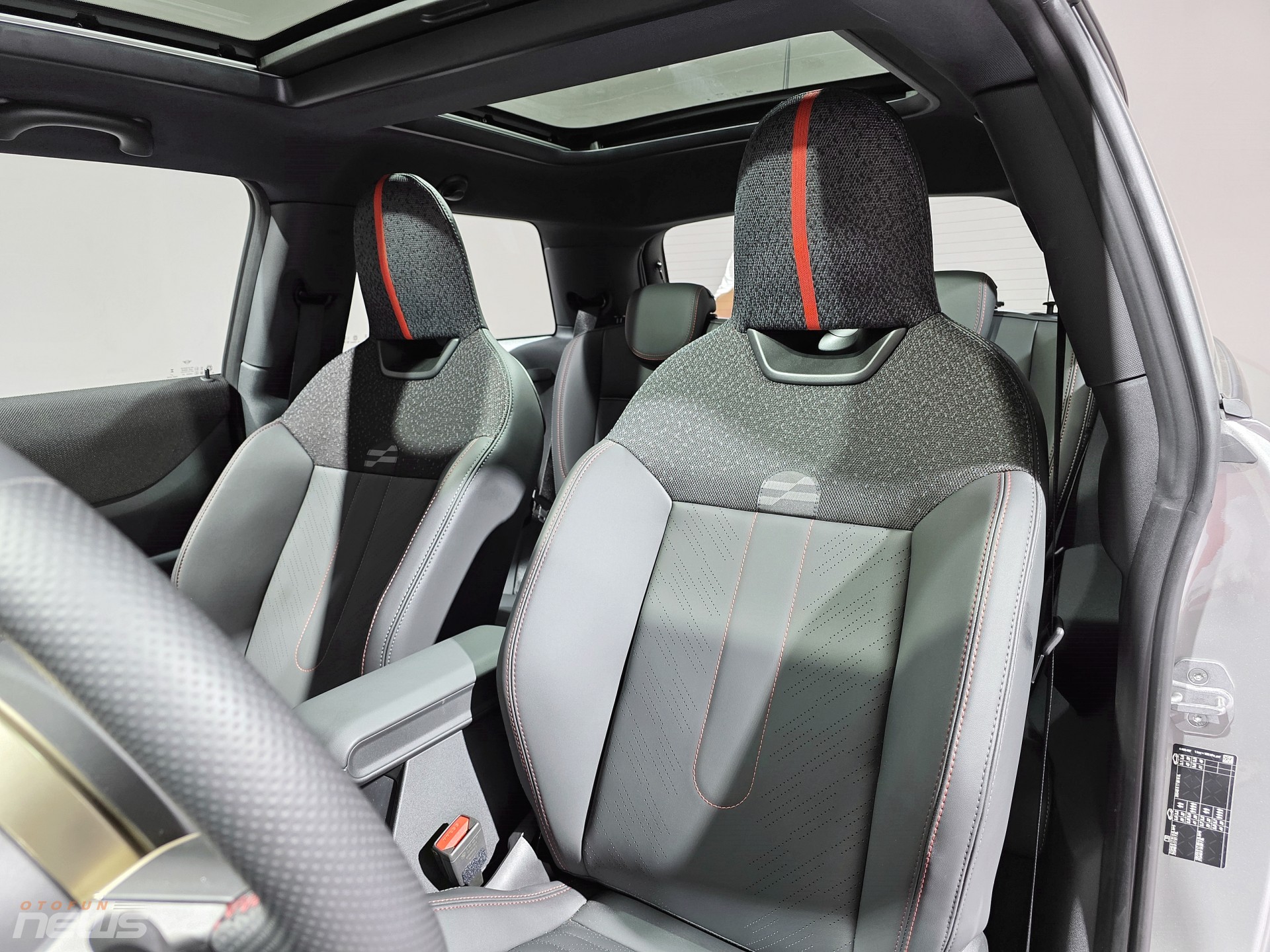 Mini John Cooper Works 3 cửa ra mắt tại Việt Nam, giá từ 2,529 tỷ đồng Mini John Cooper Works 3 cửa ra mắt tại Việt Nam, giá từ 2,529 tỷ đồng