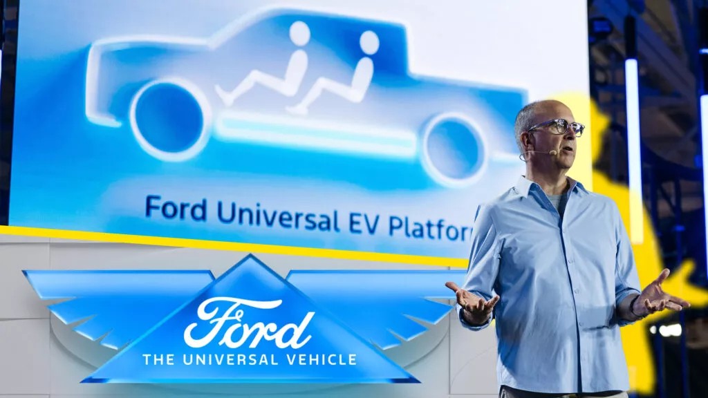 Ford đầu tư 5 tỷ USD cho dự án sản xuất xe điện mới, tham vọng vượt cả Tesla và các hãng Trung Quốc Ford đầu tư 5 tỷ USD cho dự án sản xuất xe điện mới