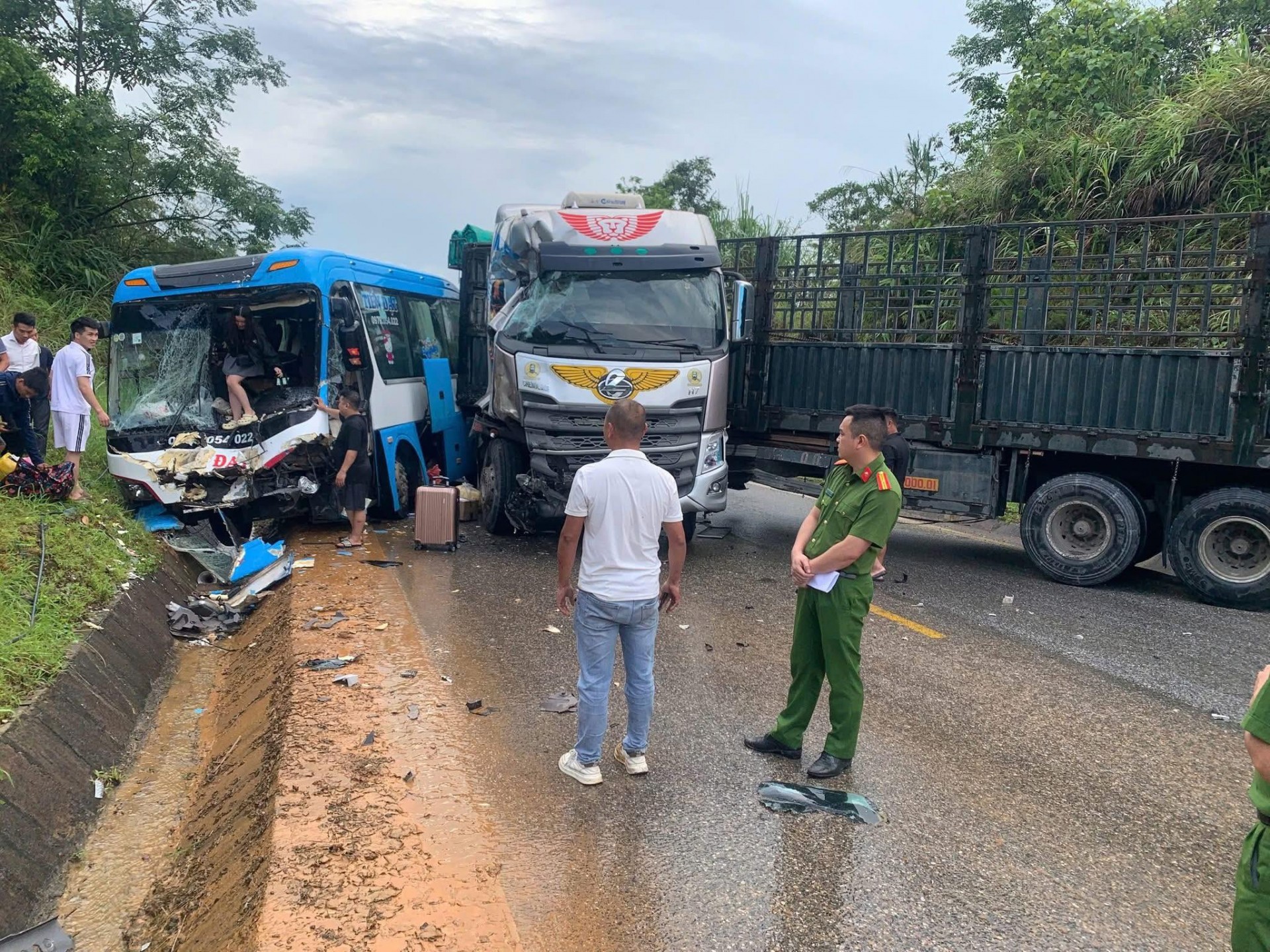 Tin tức tai nạn giao thông mới nhất ngày 19/8/2025 Tin tức tai nạn giao thông mới nhất ngày 19/8/2025