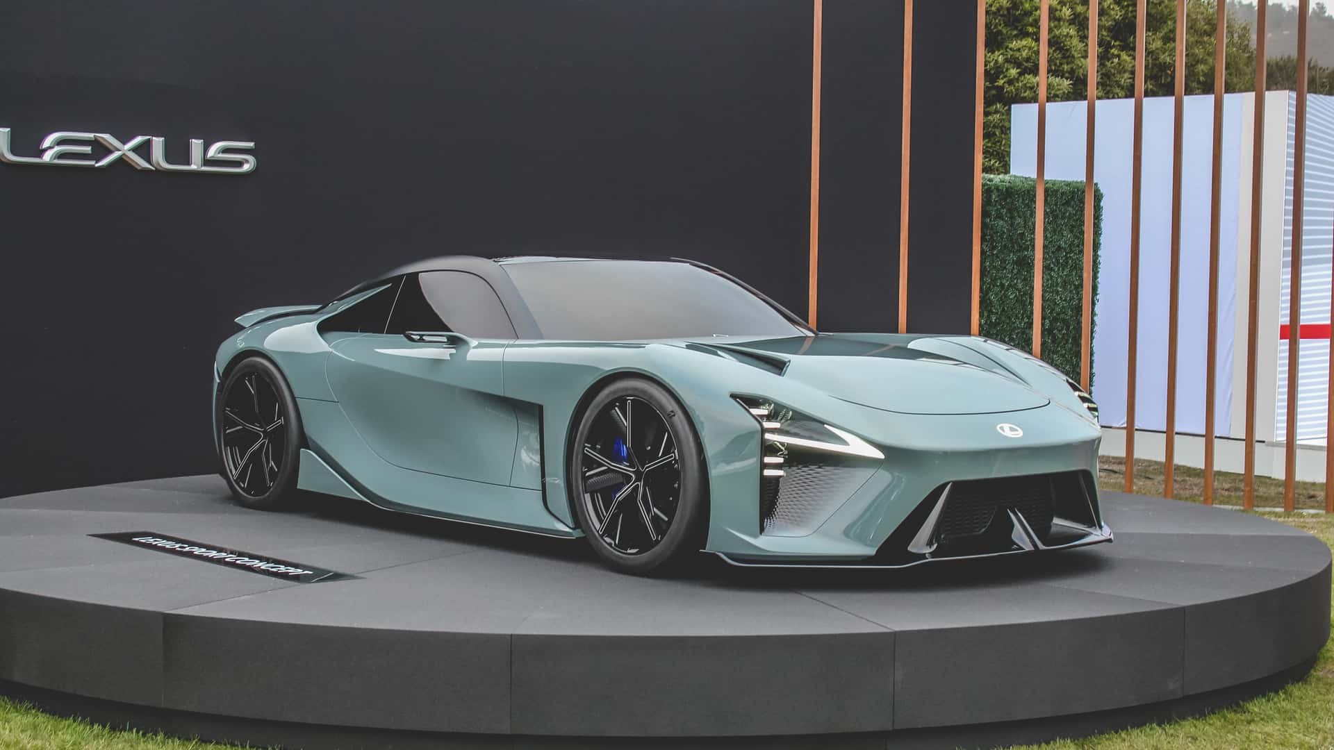 Lexus trình làng mẫu Sport Concept với thiết kế ấn tượng, hé lộ dòng xe thể thao sắp sản xuất