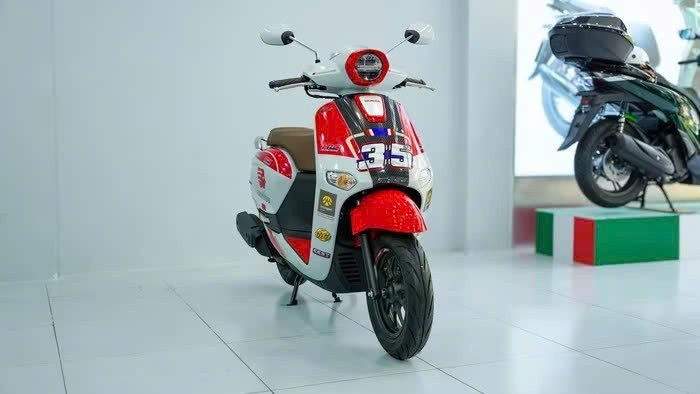 Honda Giorno+ SC35 ThaiGP bản giới hạn đầu tiên về Việt Nam Honda Giorno+ SC35 ThaiGP Limited Edition