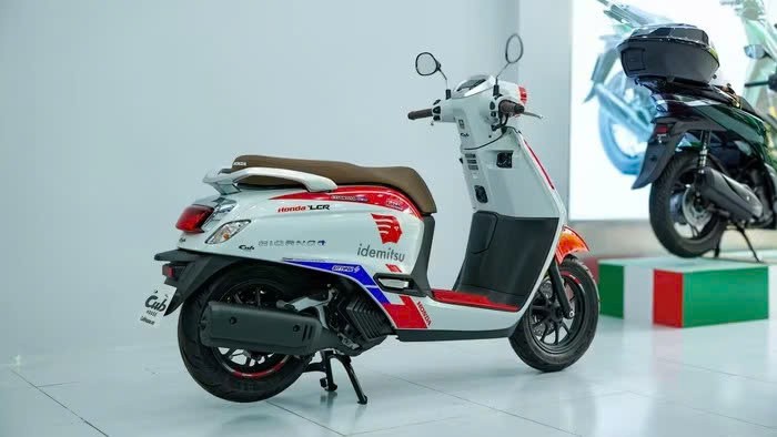 Honda Giorno+ SC35 ThaiGP bản giới hạn đầu tiên về Việt Nam Honda Giorno+ SC35 ThaiGP bản giới hạn đầu tiên về Việt Nam